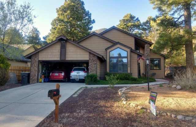 2640 E Hemberg Dr - 2640 North Hemberg Drive, Flagstaff, AZ 86004