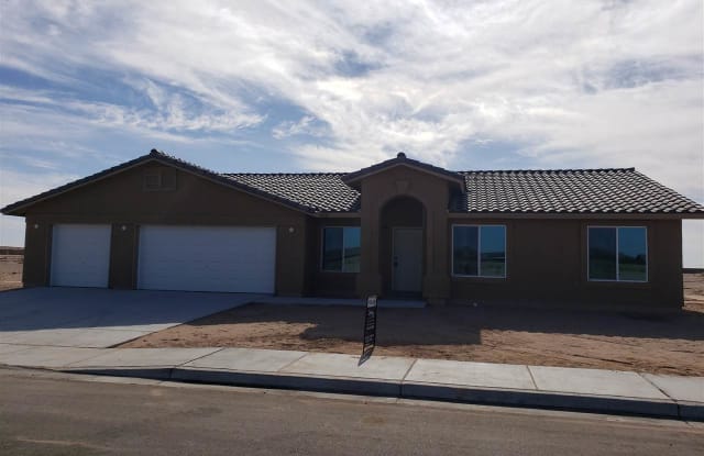 7931 E 43 ST - 7931 E 43rd St, Yuma County, AZ 85365