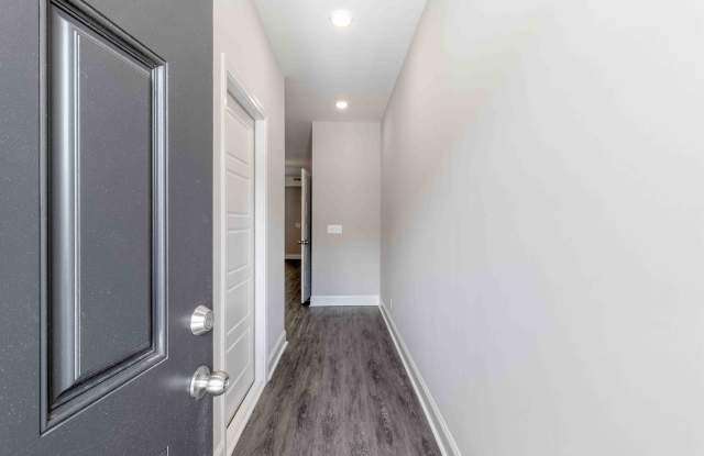 238 Smithson LaneC