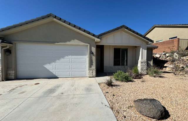 PRICE REDUCED Nice home on Hurricane Hill! Built in 2021. - 1492 West 460 North, Hurricane, UT 84737