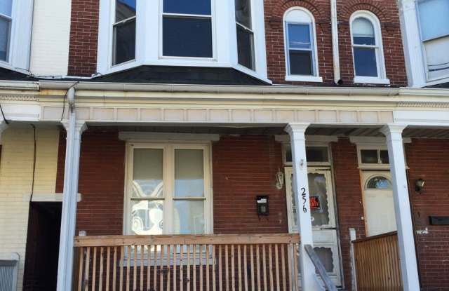 Future Rental York City-5 Bedroom 1 Bath House - 256 West Maple Street, York, PA 17401