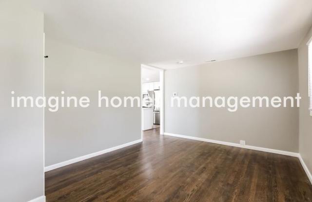 6105 North Forest Avenue