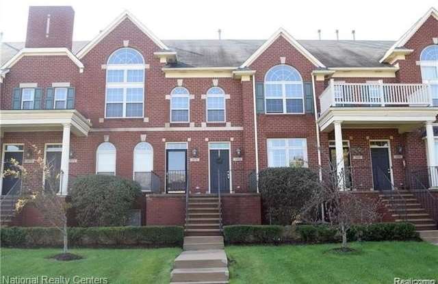 3082 CAMDEN Drive