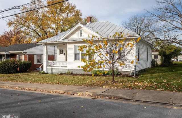 775 COLLICELLO Street