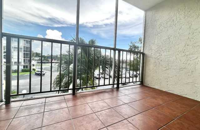 701 Three Islands Blvd