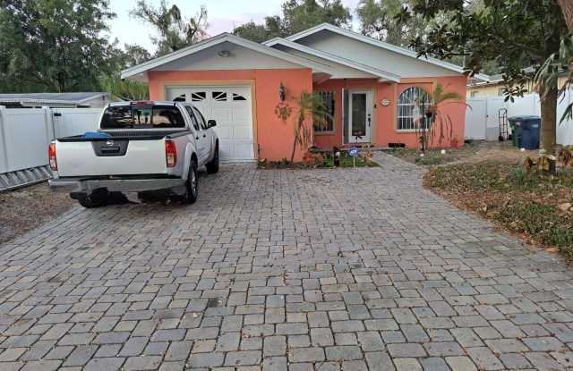 1405 W RAMBLA STREET