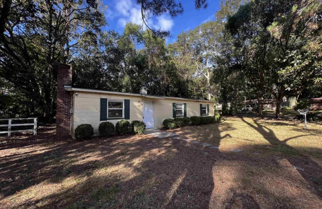 1516 Majestic Avenue - 1516 Majestic Avenue, Tallahassee, FL 32304