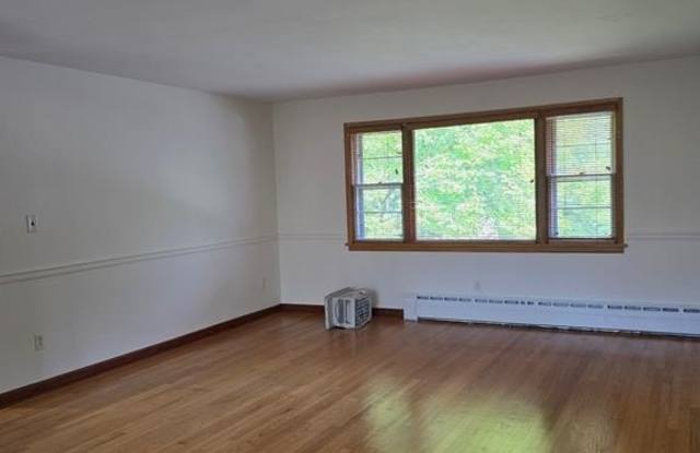 219 Walnut Street 2B