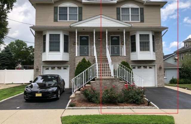 Photo of 497 Division Ave