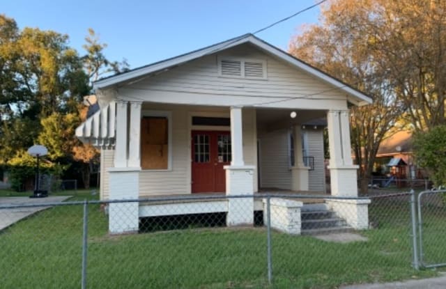 2755 Washington Ave - 2755 Washington Avenue, Baton Rouge, LA 70802