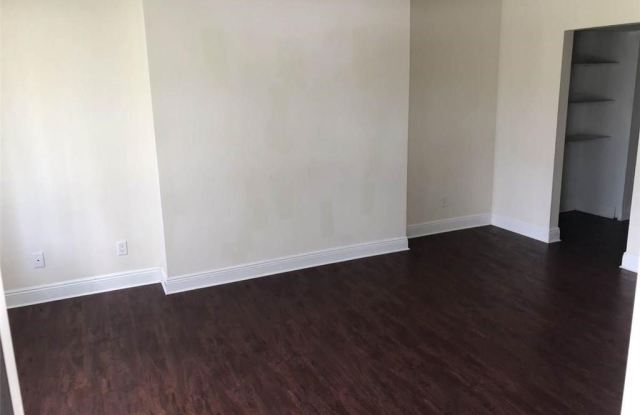 18584 Miami Boulevard