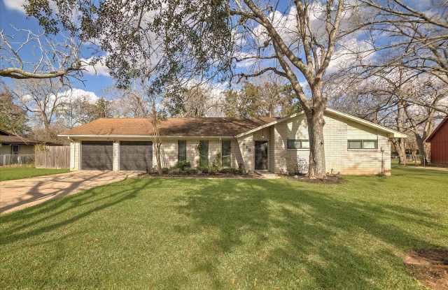 416 Southern Oaks Drive