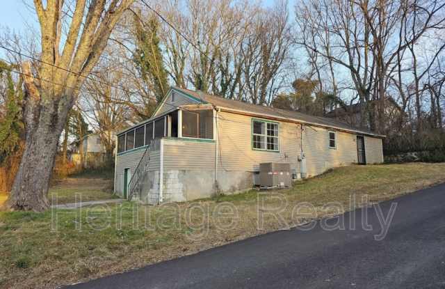2400 Center Avenue