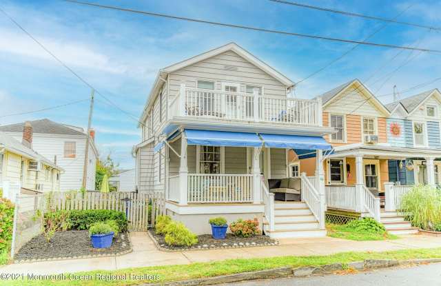 Photo of 82 Franklin Avenue