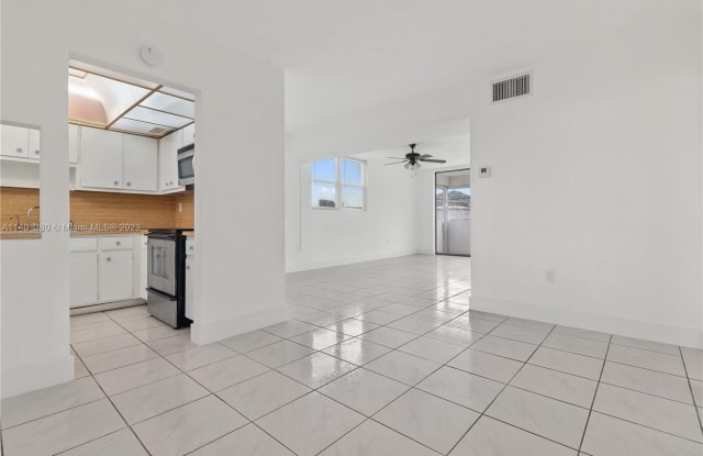 1475 NE 125th - 1475 Northeast 125th Street, North Miami, FL 33161