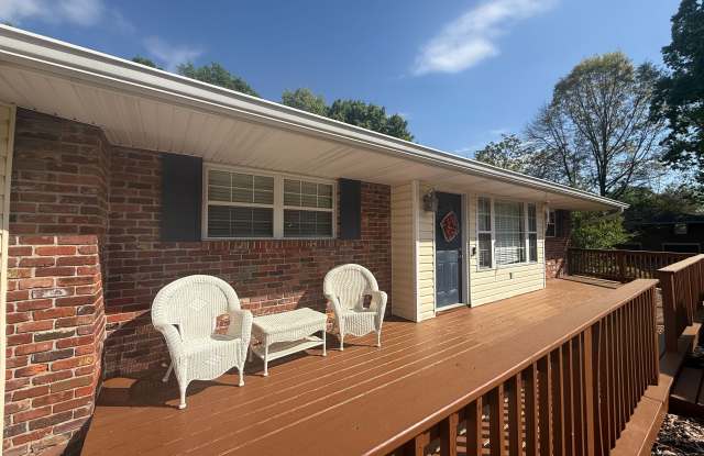 4826 Hunter Trail
