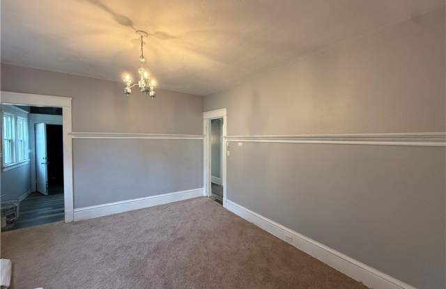 7608 Lawnview Avenue unit: 1