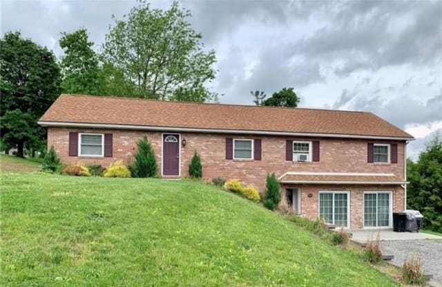 99 Mackall Dr - 99 Mackall Drive, Beaver County, PA 15009