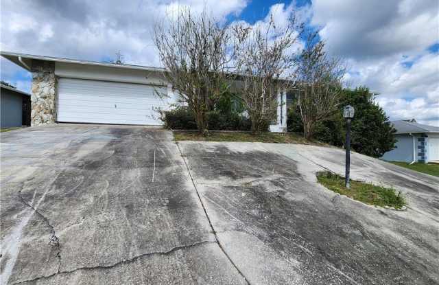 229 W Casurina Place