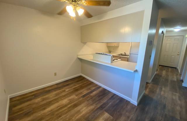 3367 Ratcliff Lane SE