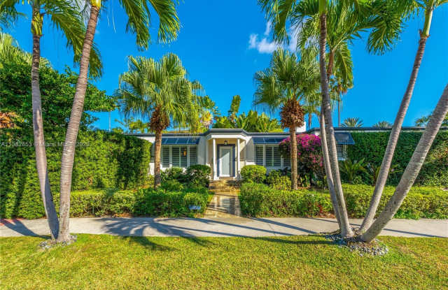 255 W Rivo Alto Dr
