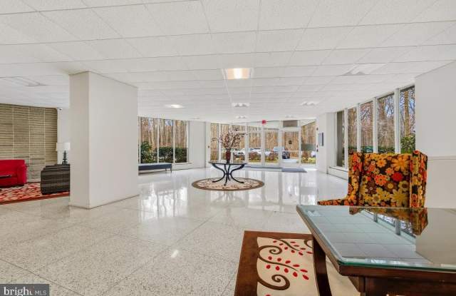 7505 DEMOCRACY BLVD #A-428