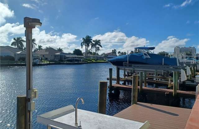 Photo of 5515 SW 12th Avenue unit: 201