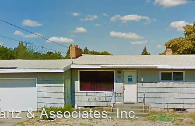 13711 E Riverside Ave - 13711 East Riverside Avenue, Spokane Valley, WA 99216