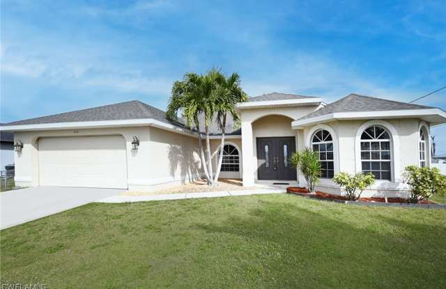 235 NW 4th Avenue - 235 Northwest 4th Avenue, Cape Coral, FL 33993