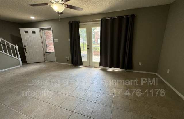 101 Wilbourn Boulevard