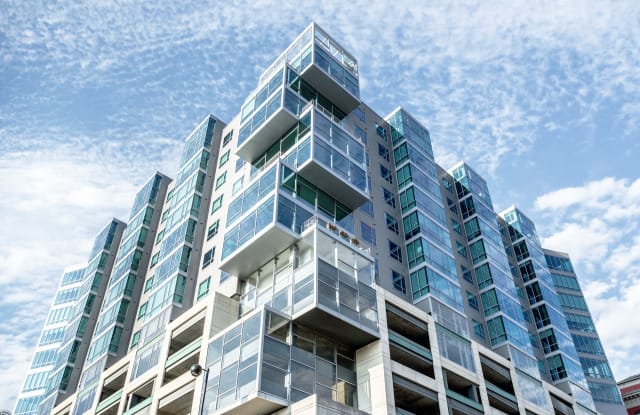 Photo of Seven at Broadway