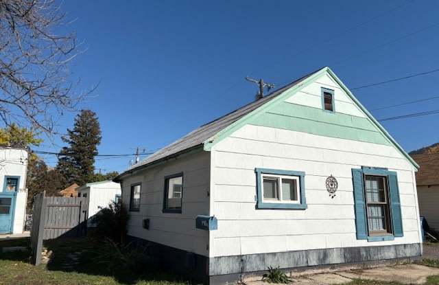 Photo of 448 Stephens Avenue