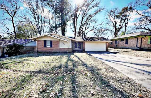 Photo of 2823 Amy Lane