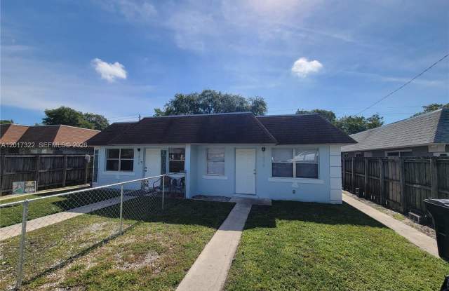 1414 NW 8th Ave