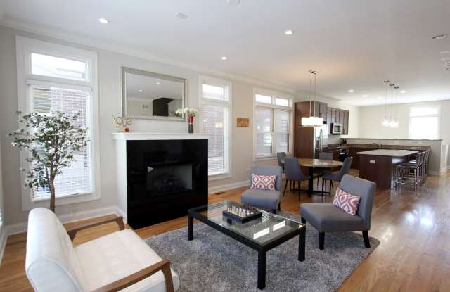 1403 South Emerald Avenue