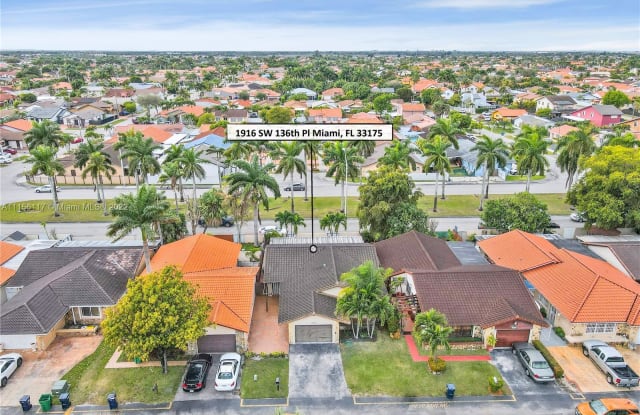 1916 SW 136th Pl - 1916 Southwest 136th Place, Tamiami, FL 33175