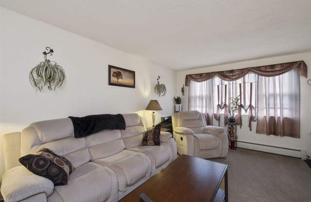 481 Merrimack Street