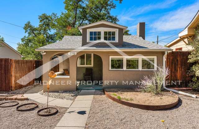 Spacious Bungalow with Private Backyard Near Sloan's Lake Neighborhood!