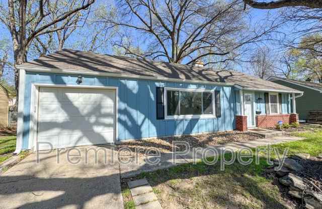 2320 W 76th Street