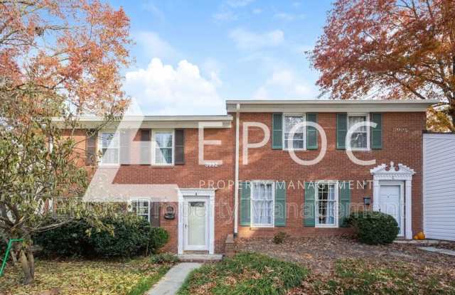 3992 Valley Court