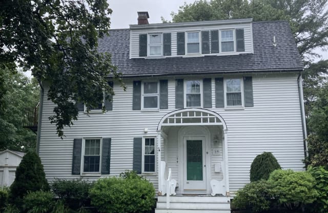 19 Appleby Rd - 19 Appleby Road, Wellesley, MA 02482