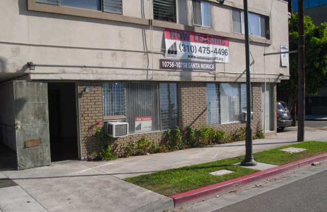 10756 Santa Monica Blvd