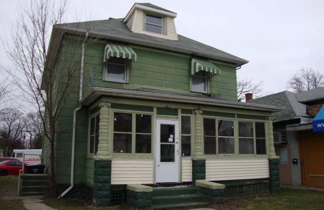 1514 Miami st. Apt. 2