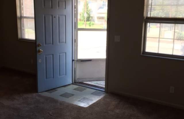 Photo of One Bedroom One Bath Apartment in Charleston