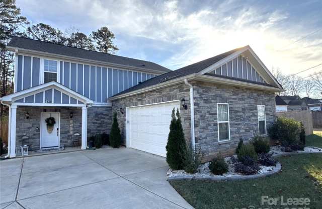 Photo of 5120 Lakeview Road