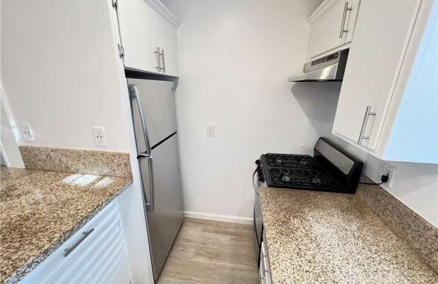 25081 La Cresta Drive