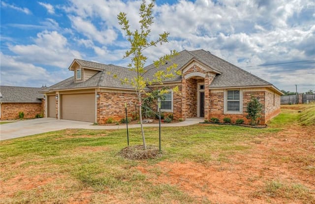 3400 Valley Drive - 3400 Valley Holw, Norman, OK 73071