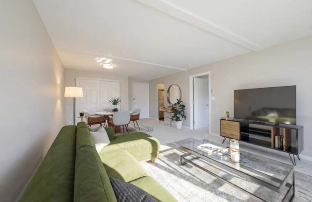 Princeton Green Apartments