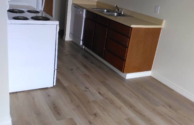 Photo of 251 South Valley Drive - 32