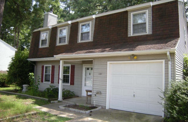 121 Lambert Drive - 121 Lambert Drive, Newport News, VA 23602